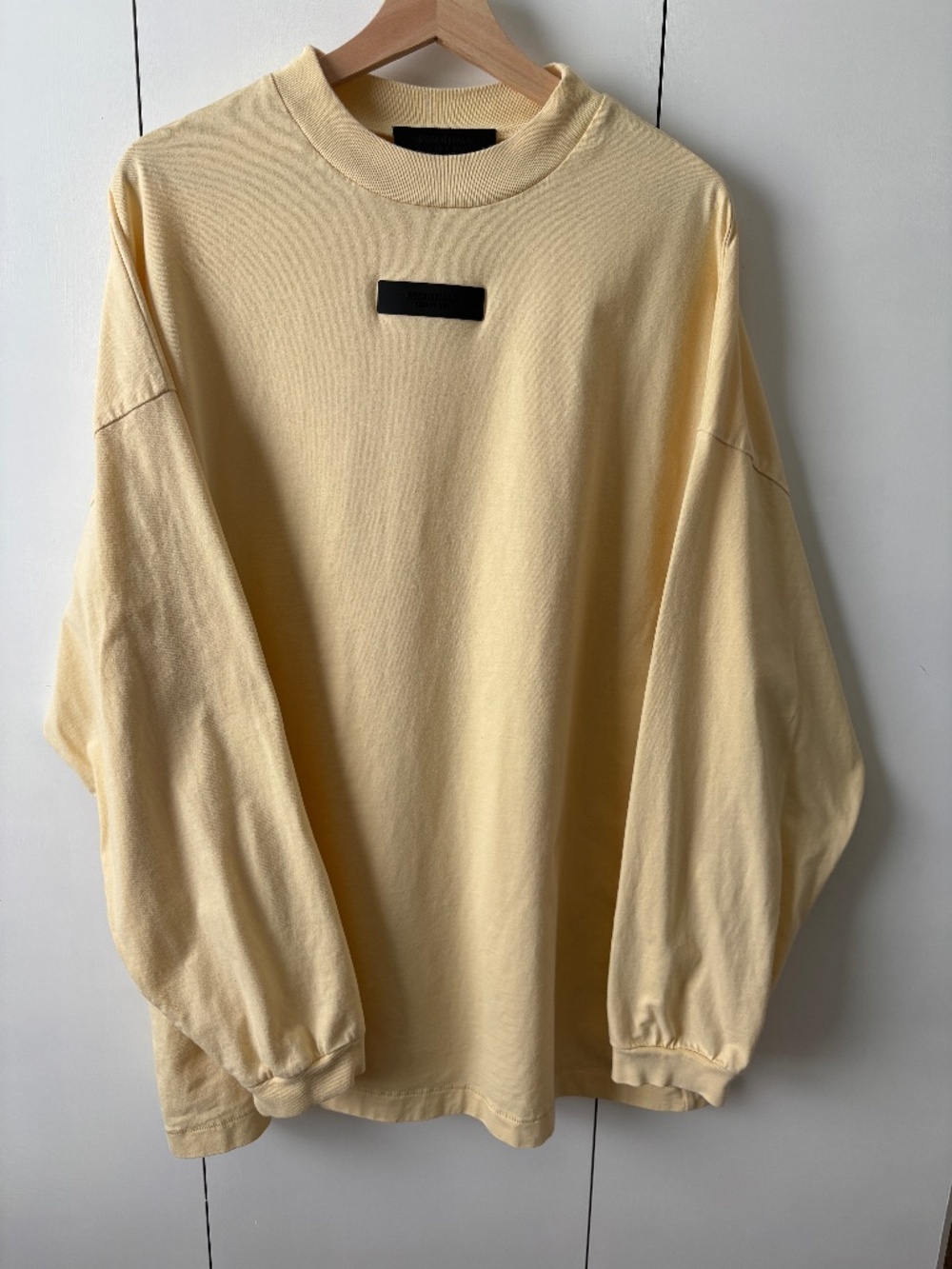 Essentials Fear of God Men's Long Sleeve Crew Neck  T-Shirt Size L Garden Yellow